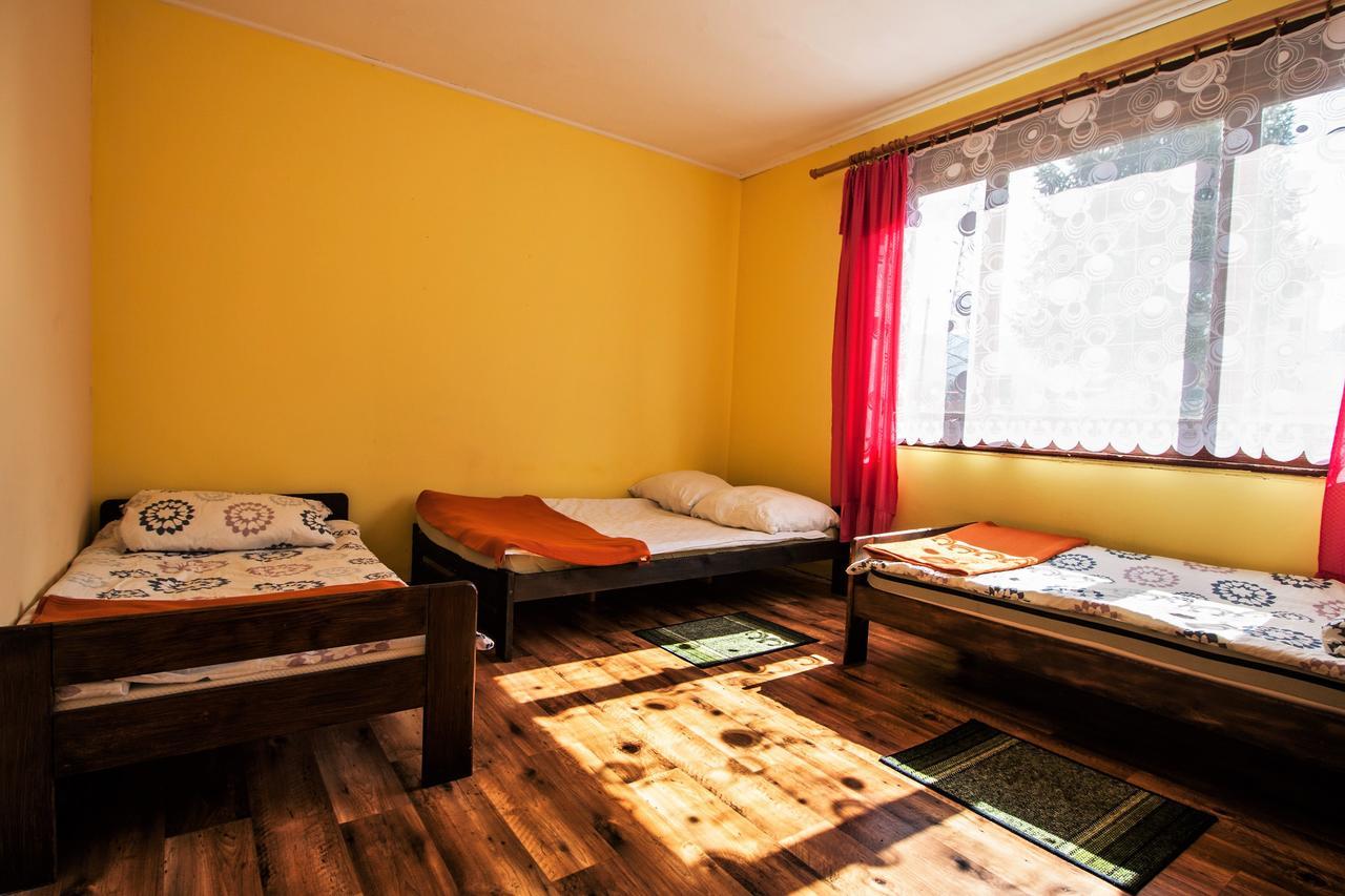 Hostel Kremenaros Ustrzyki Górne Exterior foto
